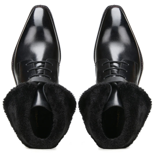 Classic black chunky fur boots