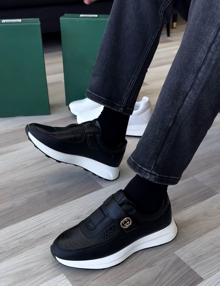 High-quality crocodile leather casual shoes