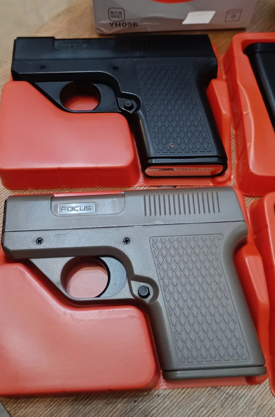 Creative Gun-Shaped Cigarette Case Lighter: A Unique & Practical Gift for Your Boyfriend